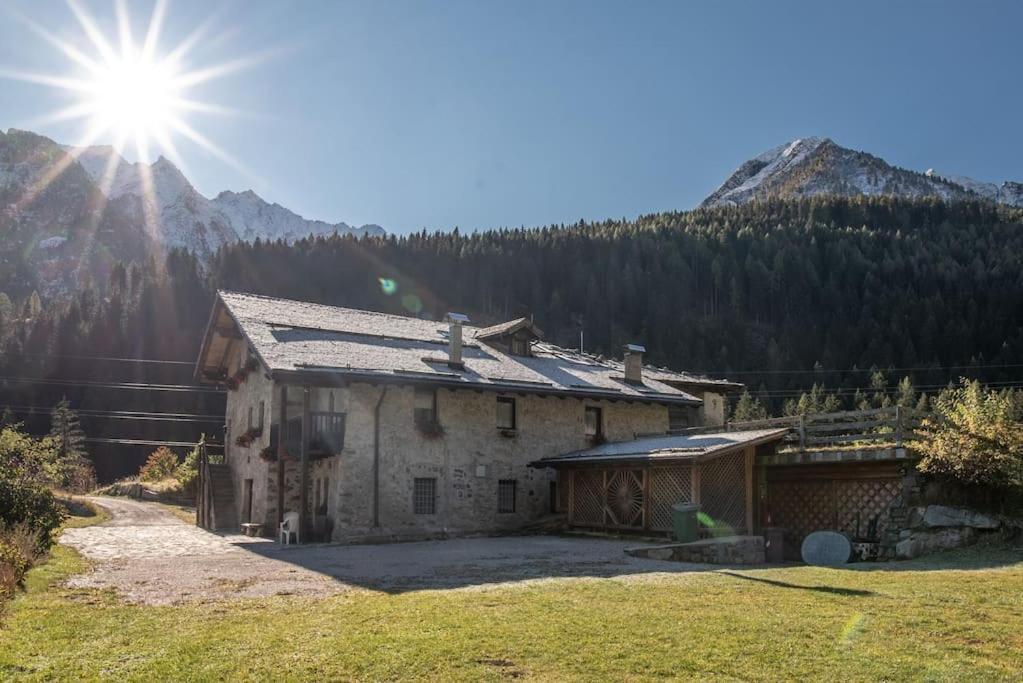 Chalet Rustico Bertolini Per Gruppi! Villa Vermiglio Esterno foto
